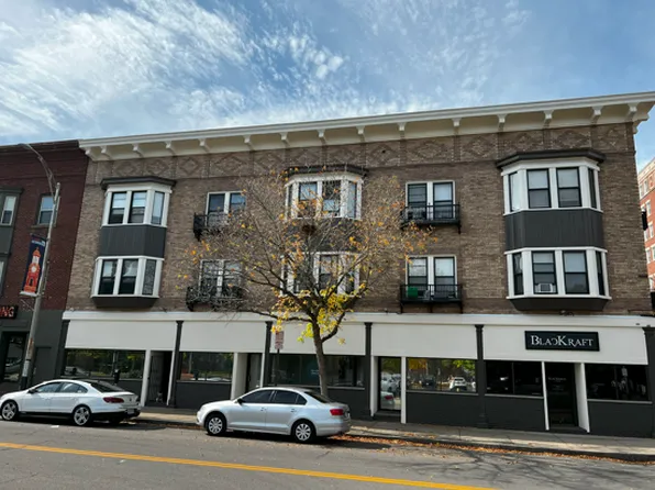 145 Liberty Pole Way APT 17, Rochester, NY 14604