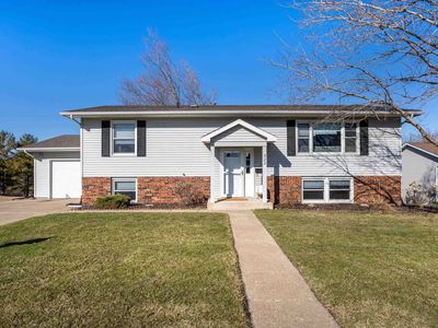 322 Apache Ct, Galena, IL, 61036
