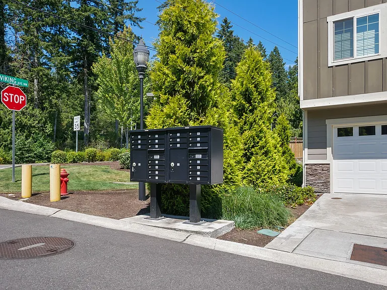 21000 Viking Ave NW — Photo 15