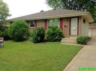 8262 W Green Tree Rd, Milwaukee, WI 53223
