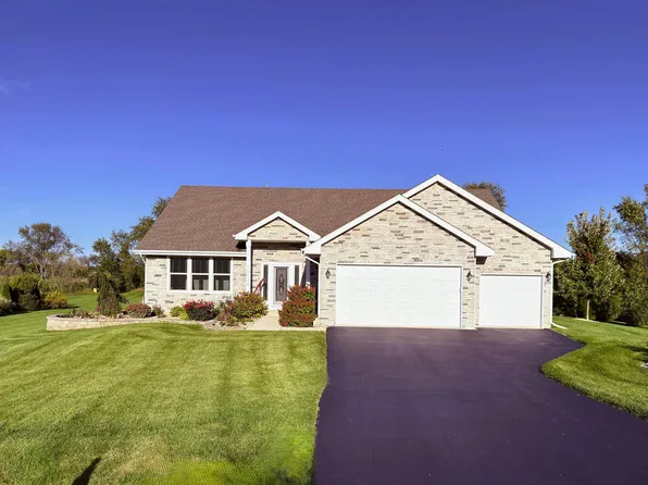 10175 Creek Ridge Trl, Belvidere, IL 61008
