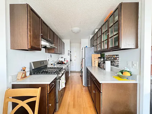 Rented by Keller Williams NYC | media 14