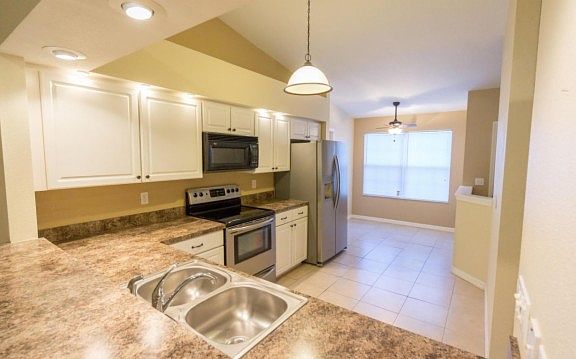 4th image of 1026 Grand Hickory Cir