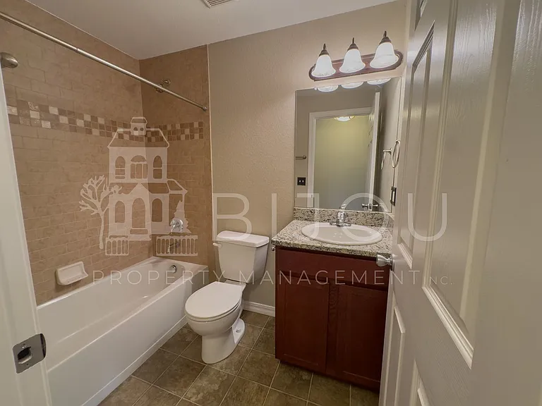 1695 Little Bear Creek Point #304 — Photo 8