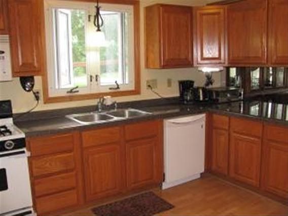 4th image of 3608 Hollyridge Ln