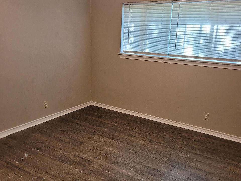 1st image of 901 S Burdette Ave