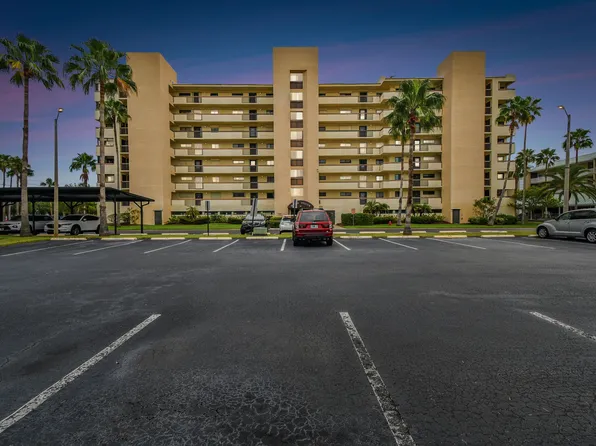 401 150th Ave APT 222, Madeira Beach, FL 33708