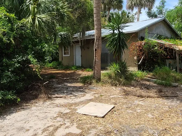 2920 Township Rd, Malabar, FL 32950