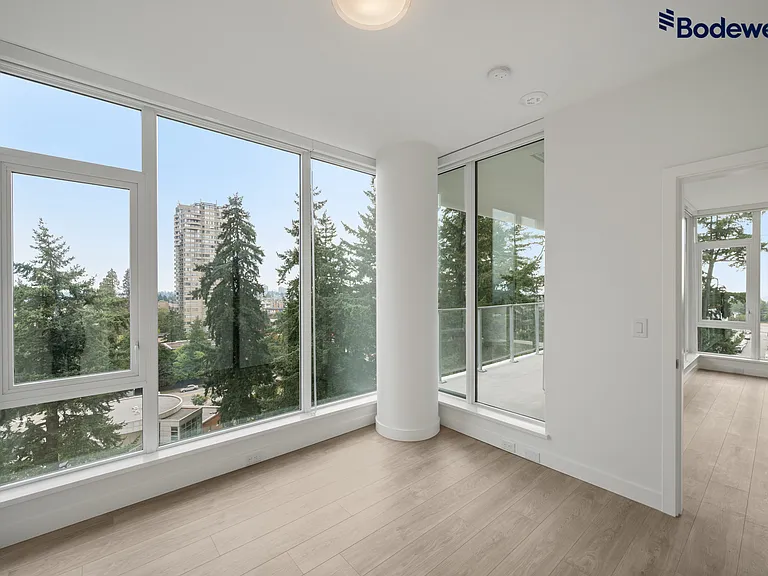 4988 Bennett St — Photo 10