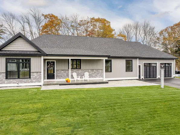 19 Magnolia Drive, Old Orchard Beach, ME 04064