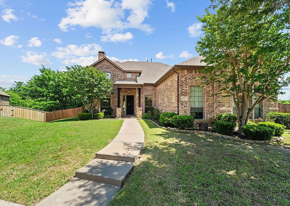 1st image of 6631 Crestmoor Ln