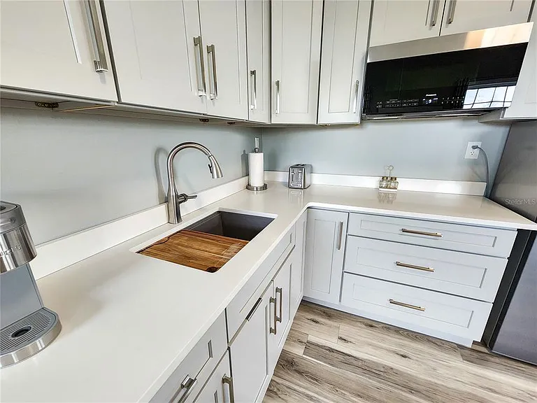 17102 Heartwood Loop — Photo 16