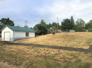 453 Alder St, Yoncalla, OR 97499