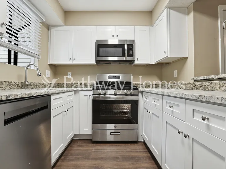 478 Prince Of Wales — Photo 7
