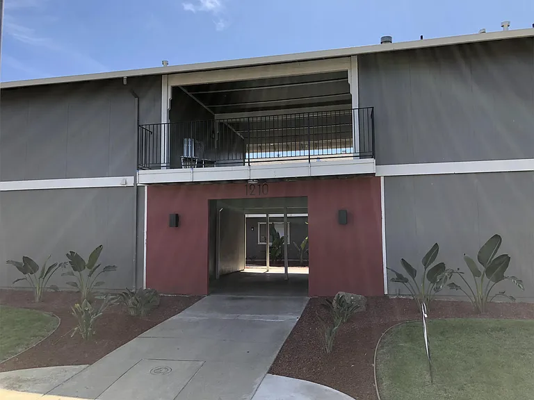 1210-1250 Kenny Dr — Photo 52