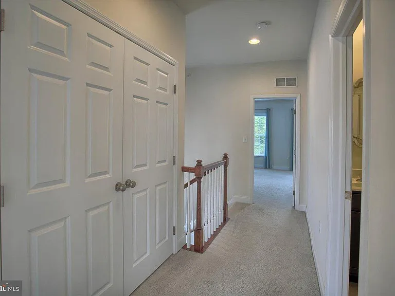 405 Line Rd — Photo 16