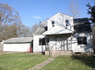 2040 Lavelle Rd, Flint, MI 48504