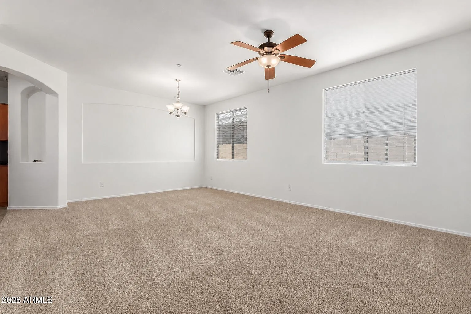 4 bed, 3.0 bath, 2160 sqft, $2,200 — Photo 3