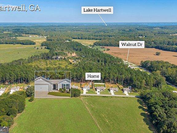3rd image of 2868 Mount Hebron Rd