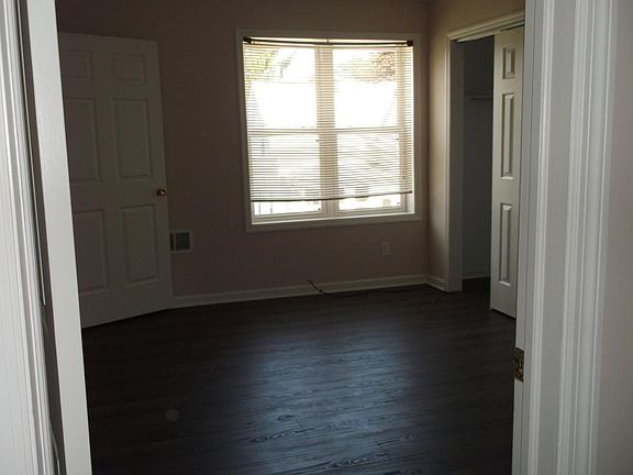 4th image of 23 Newman Ave