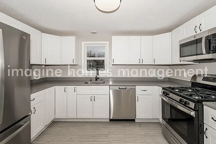 916 20th Ave NE — Photo 8