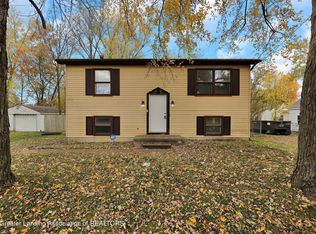 6125 Kenbrook Rd, Lansing, MI 48911