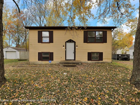 6125 Kenbrook Rd, Lansing, MI 48911
