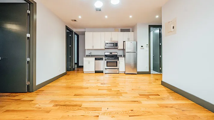Rented by Nooklyn NYC LLC | media 9
