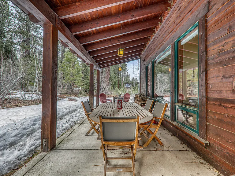 11172 Comstock Dr — Photo 31