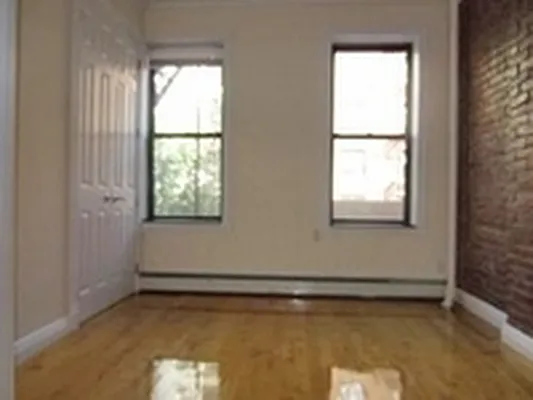 Rented by Walker Malloy & Company Inc | media 51