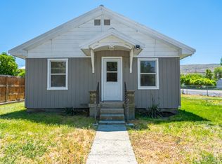 370 E Jefferson St, Huntington, OR 97907