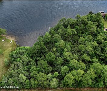 W Riverline Dr, Saucier, MS, 39574