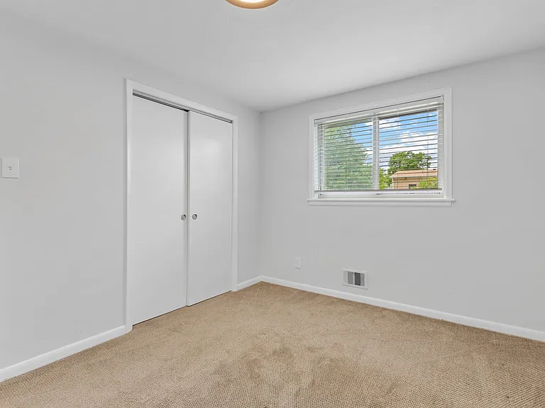 5139 Jellison St — Photo 14