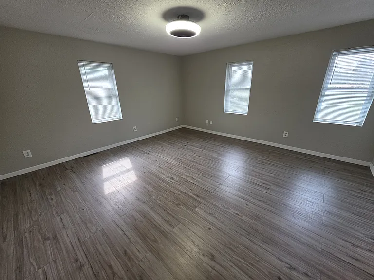 14285 Tyler St — Photo 13