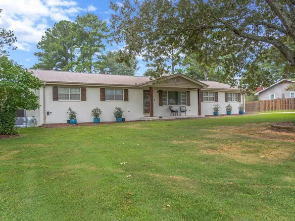 2010 Bedford St, Scottsboro, AL 35769