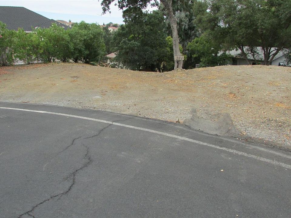1st image of 271 Duchess Dr
