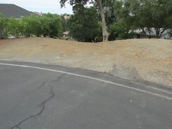 271 Duchess Dr, Copperopolis, CA 95228