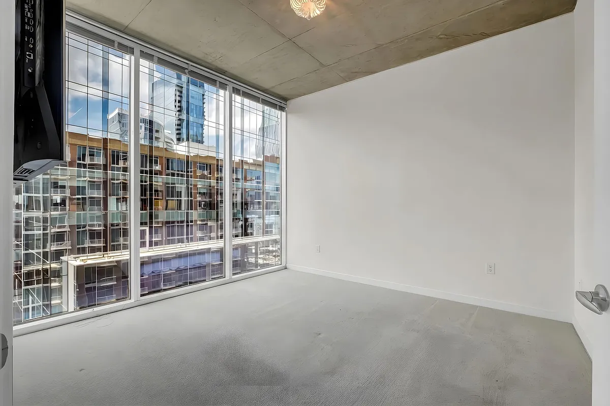 Building Photo - 301 Demonbreun St #1716
