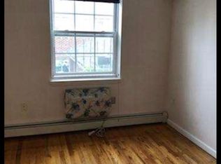 3078 Middletown Rd, Bronx, NY 10461