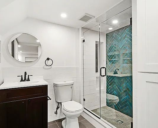 3rd image of 14-52 31st Ave #1