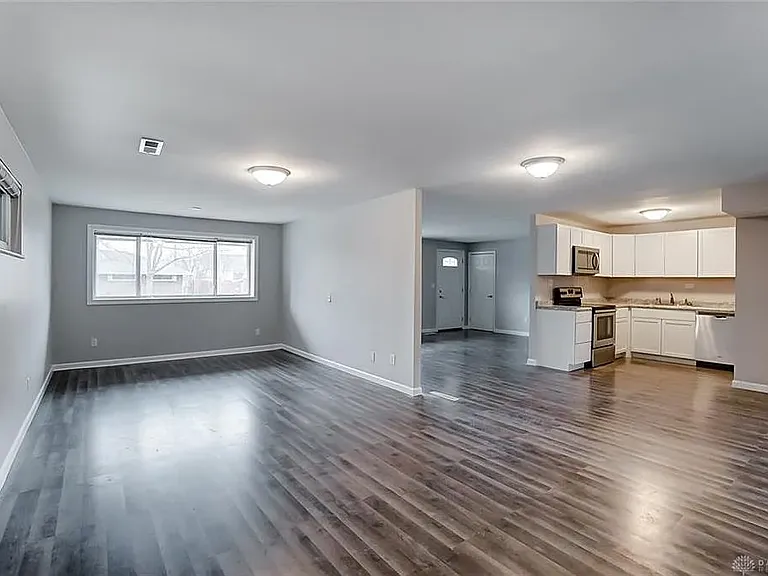 5543 Barnard Dr — Photo 13