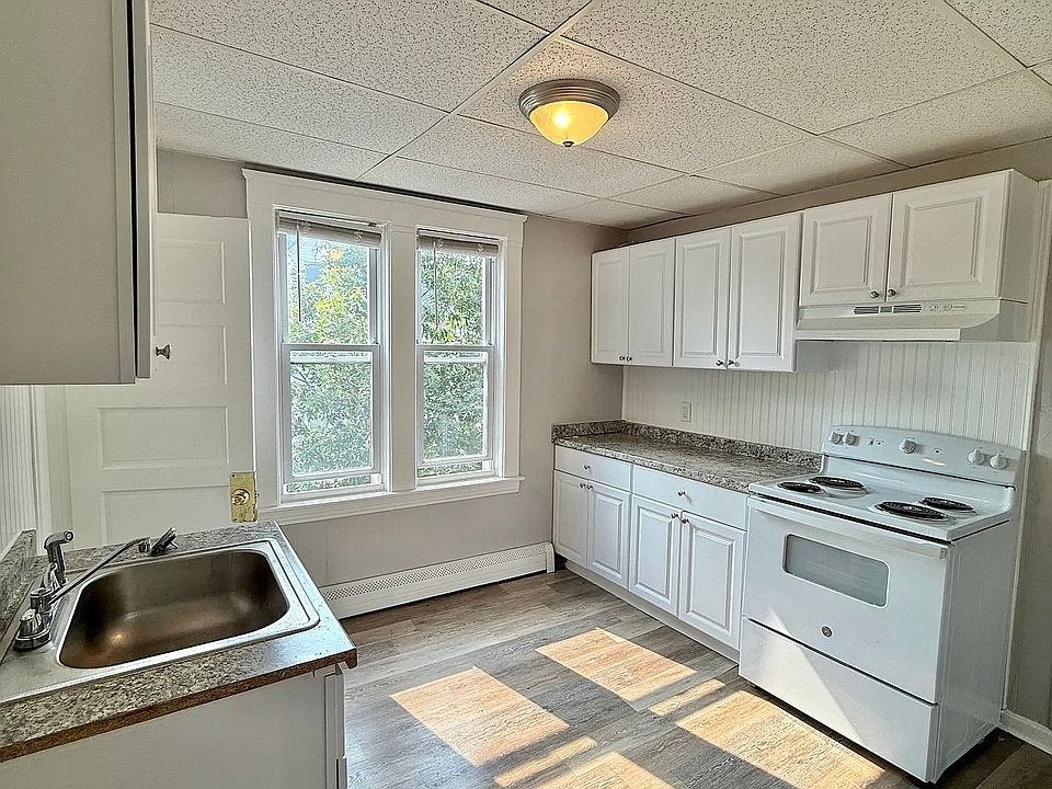 1st image of 86 Hamilton St #10
