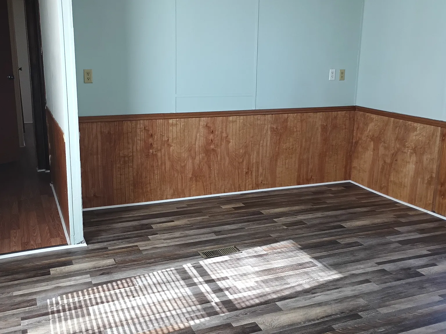 48 Pamela's Place - 1 — Photo 2