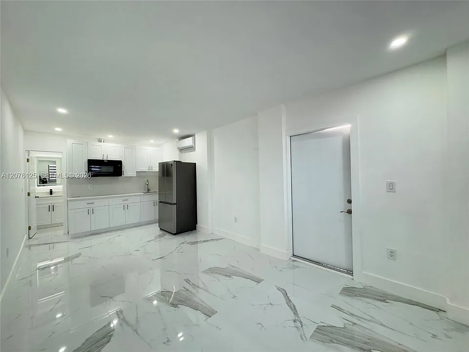 10330 SW 35th Ter