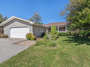 1662 W Chilberg Rd, Scottville, MI 49454