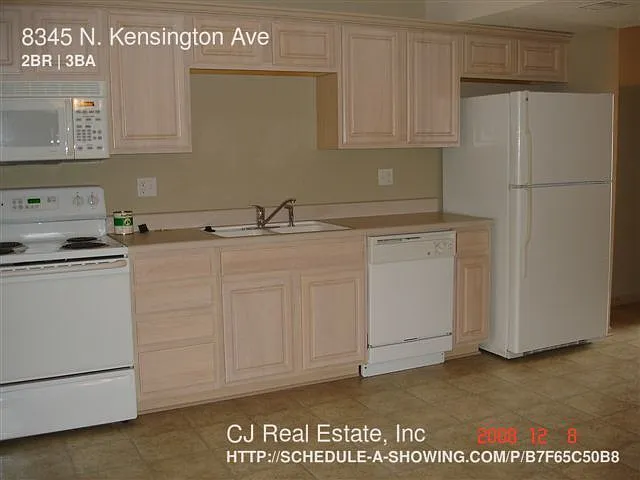 8345 N Kensington Ave — Photo 3