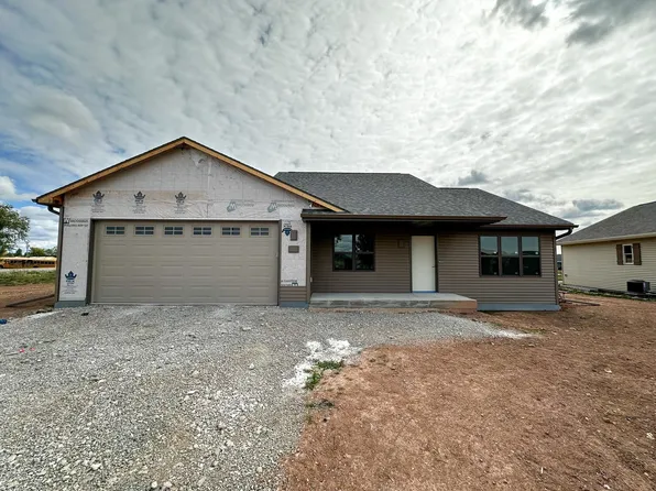 2900 S Weiler Rd, Kaukauna, WI 54130