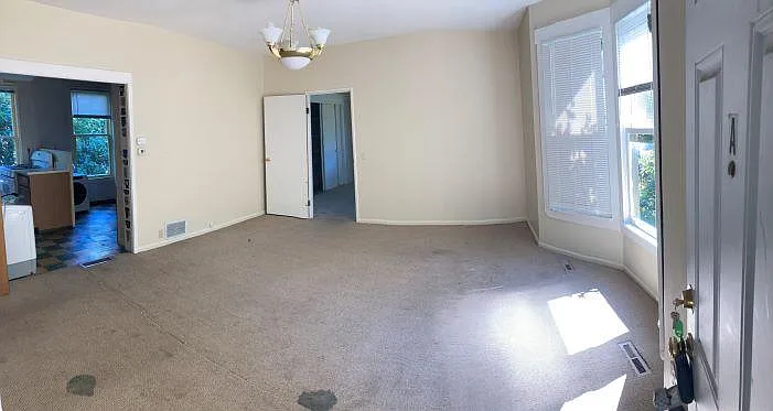 5245 Brooklyn Ave NE #A — Photo 3
