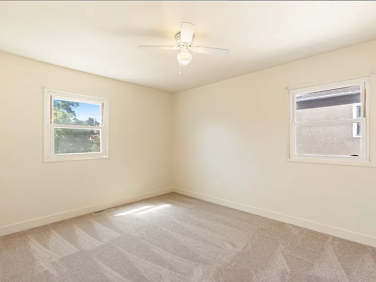 5625 Gables St — Photo 13