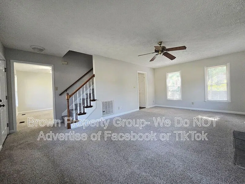 3 bed, 2.5 bath, 1500 sqft, $1,695 — Photo 4